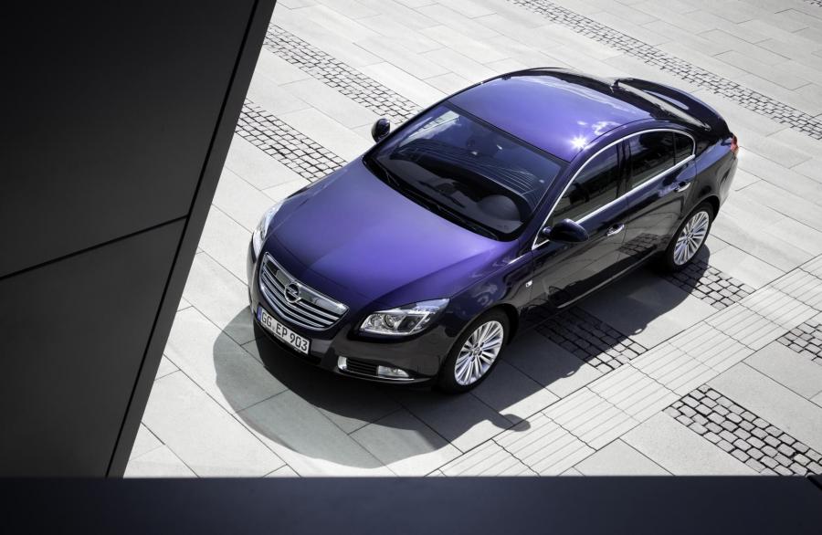  Opel Insignia 2012 года  (фото 6 из 32)